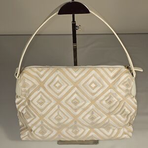 Elegant Adrienne Vittadini Cream + White  Geometric Patterned Emboidered HandBag